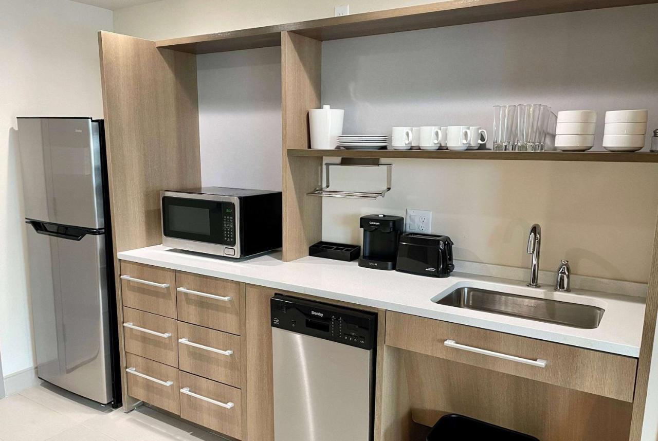 Hawthorn Extended Stay By Wyndham Kingwood ヒューストン エクステリア 写真