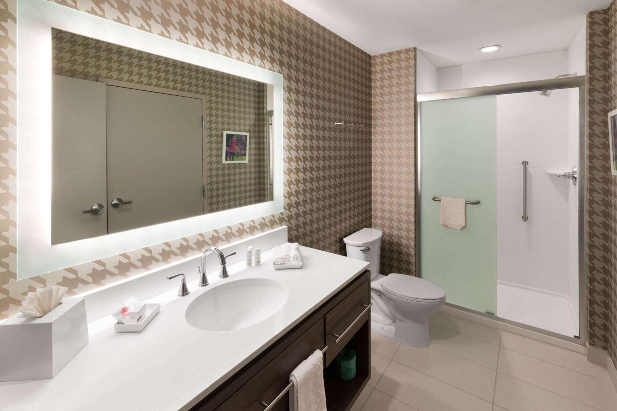 Hawthorn Extended Stay By Wyndham Kingwood ヒューストン エクステリア 写真